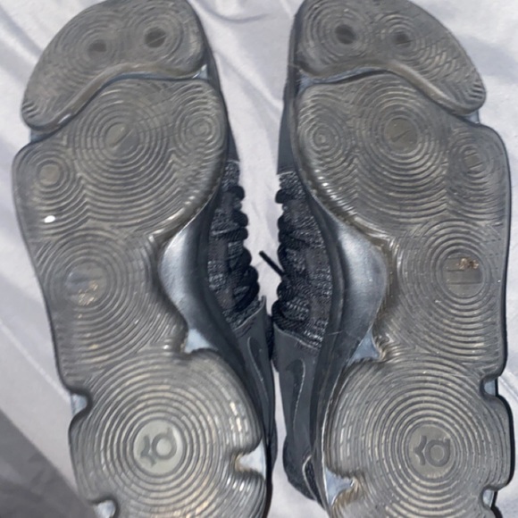 kd 9 - Picture 2 of 4